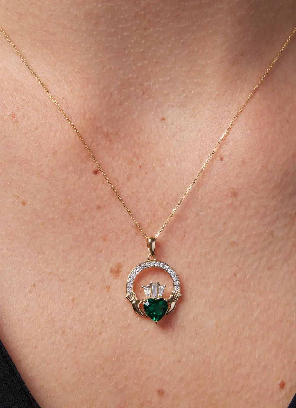 14K Gold Emerald Claddagh Necklace