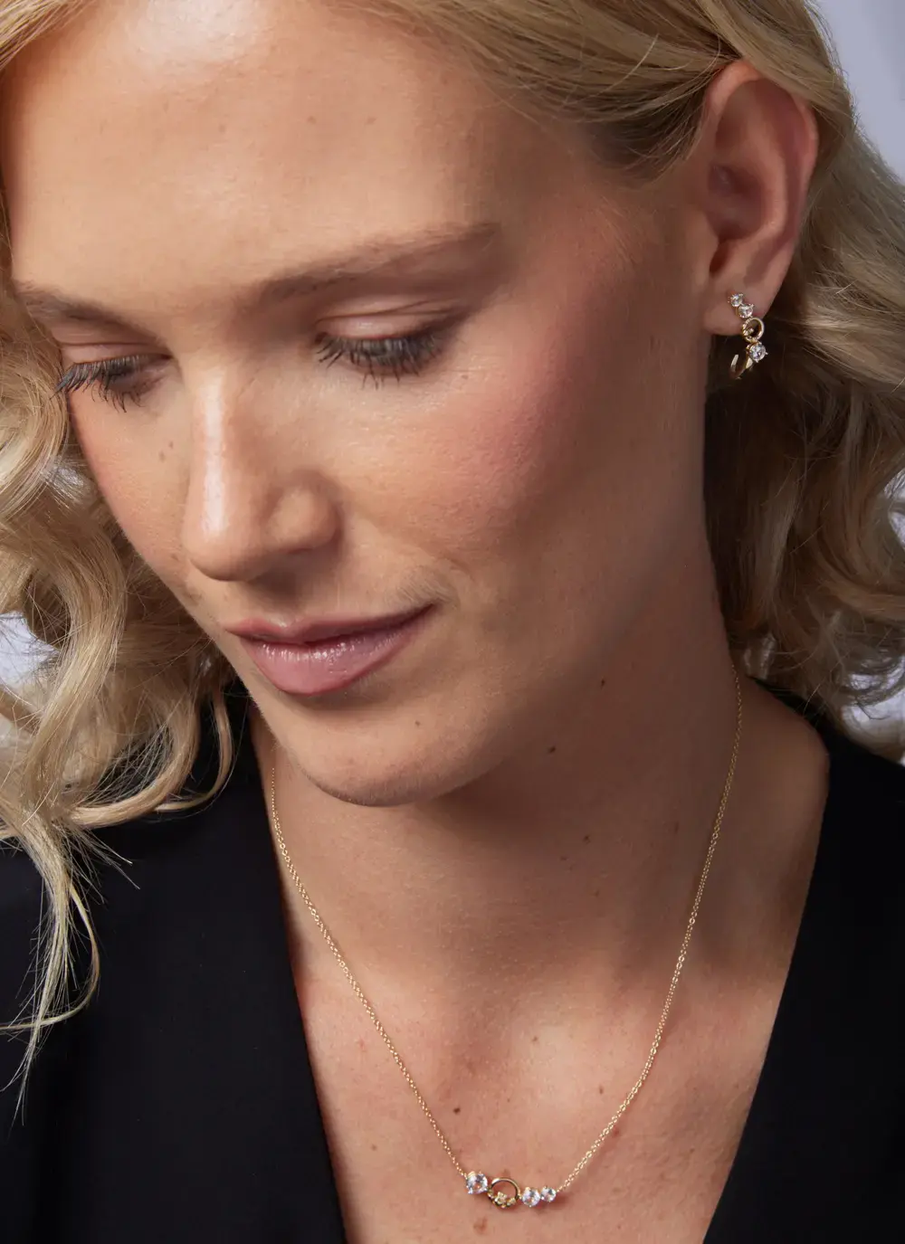 14K Vermeil Claddagh Curve Earrings