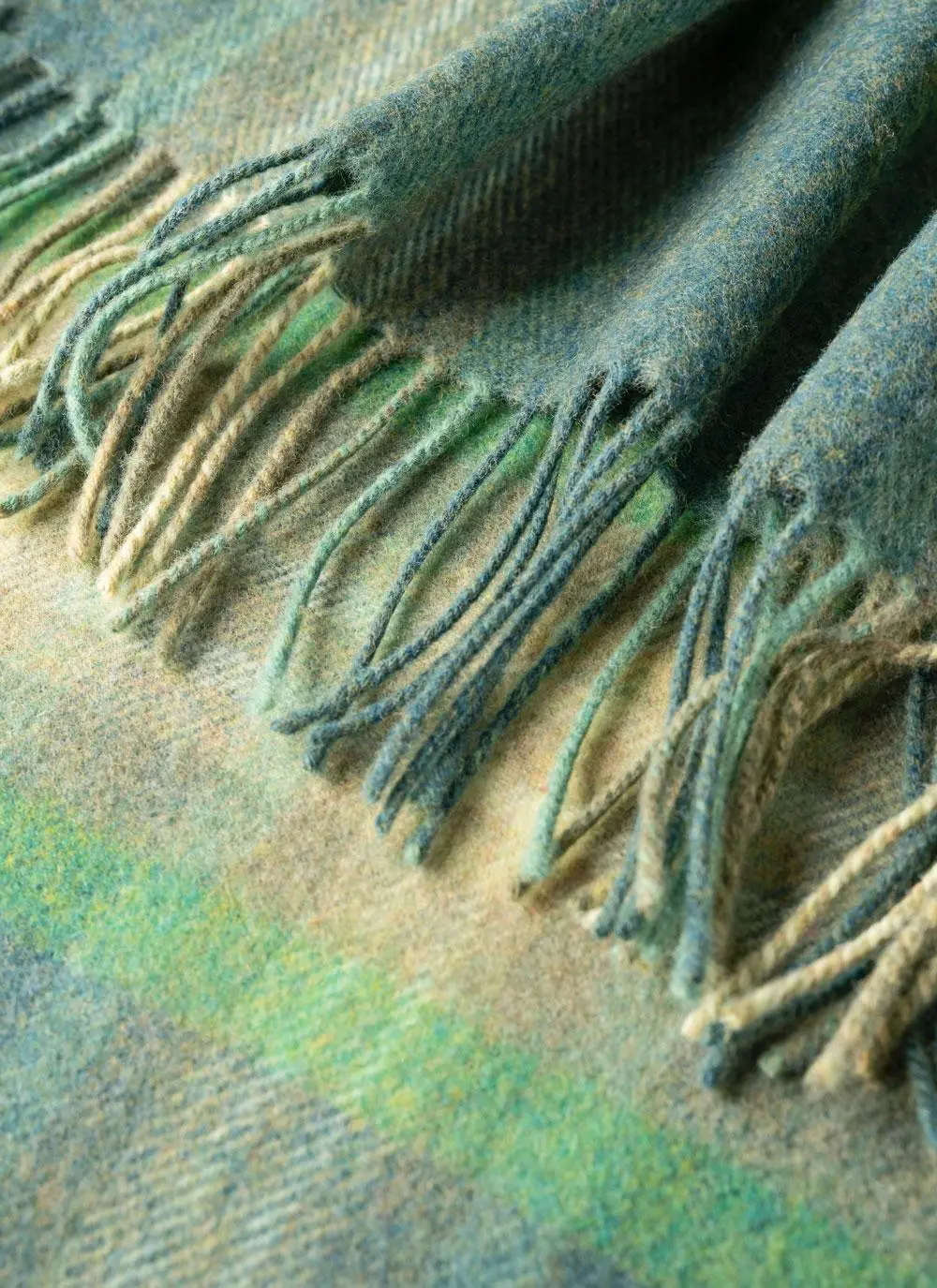 Rolling Irish Meadows Lambswool Throw