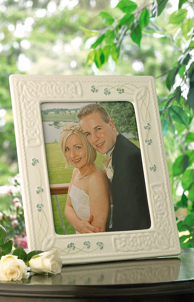 Tara 8'' x 10'' Frame
