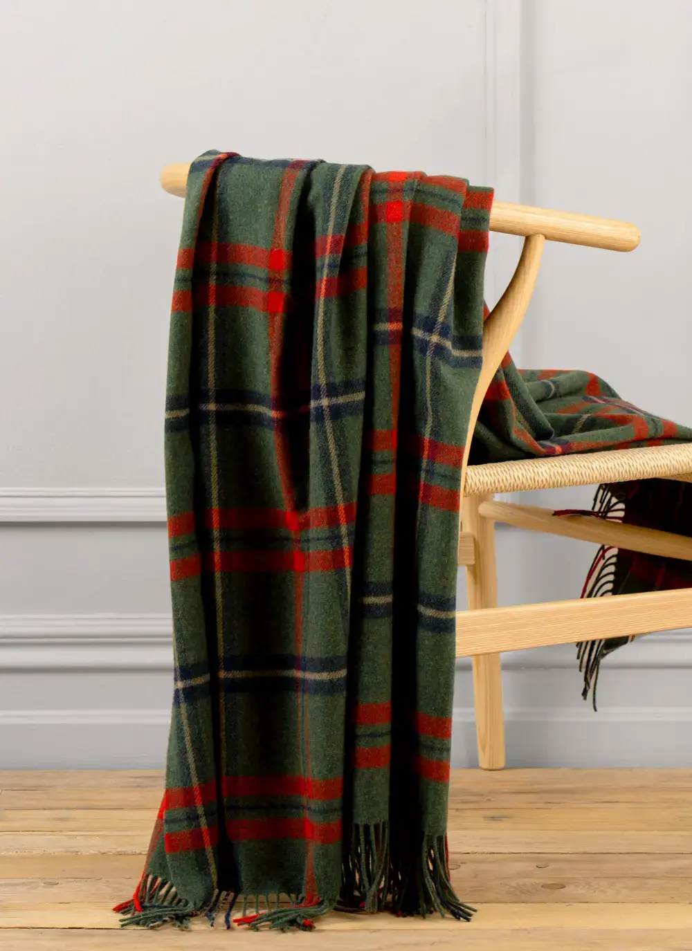 Festive Forest Lambswool Throw 