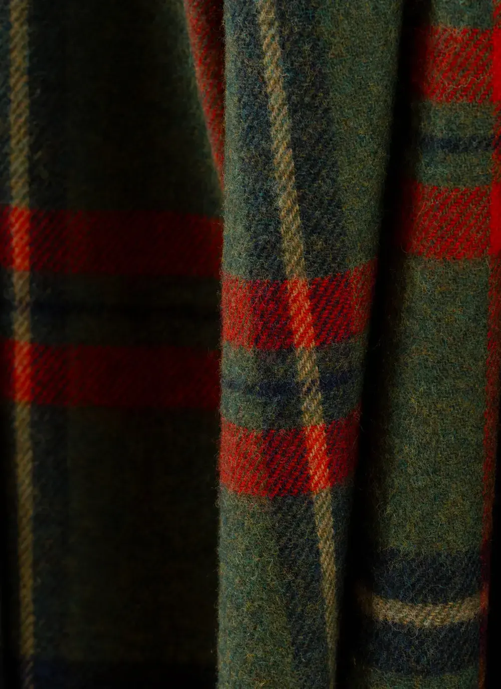 Festive Forest Lambswool Throw 