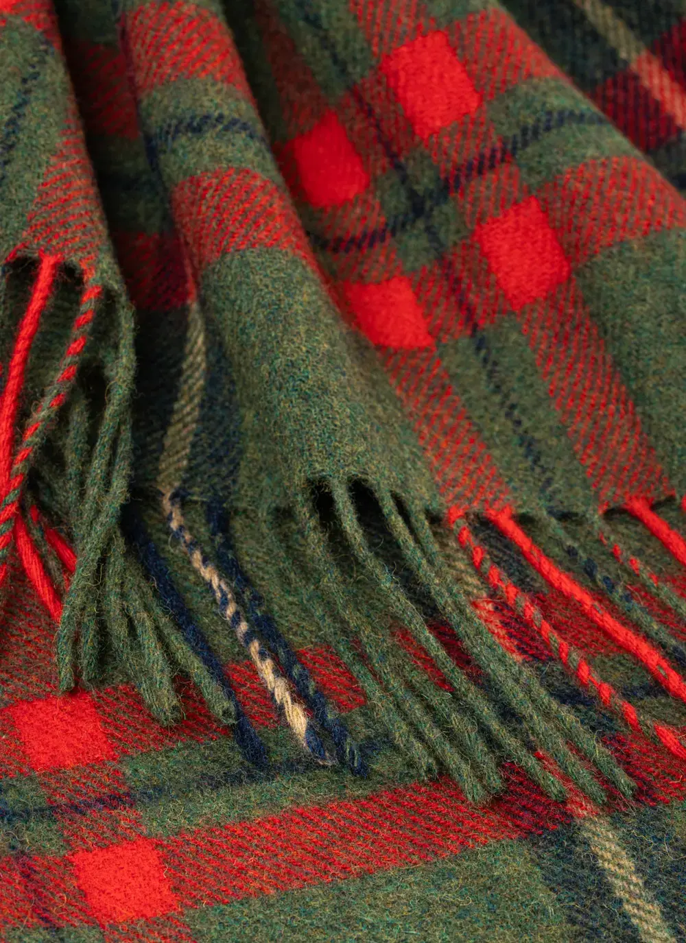 Festive Forest Lambswool Throw 