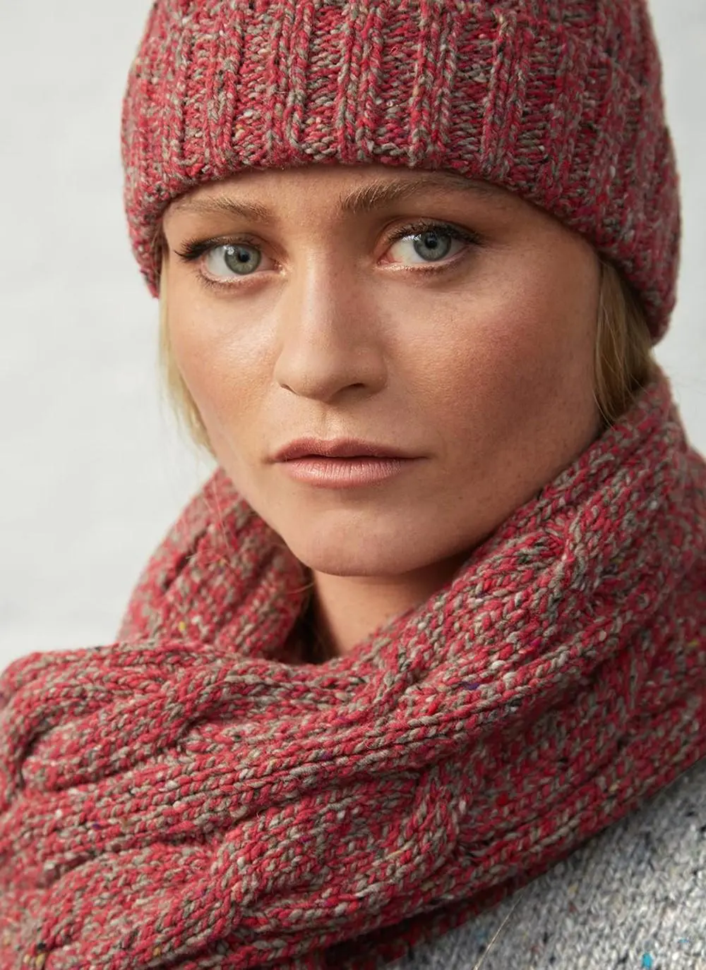 Fisherman Donegal Fleck Ribbed Hat & Scarf Set