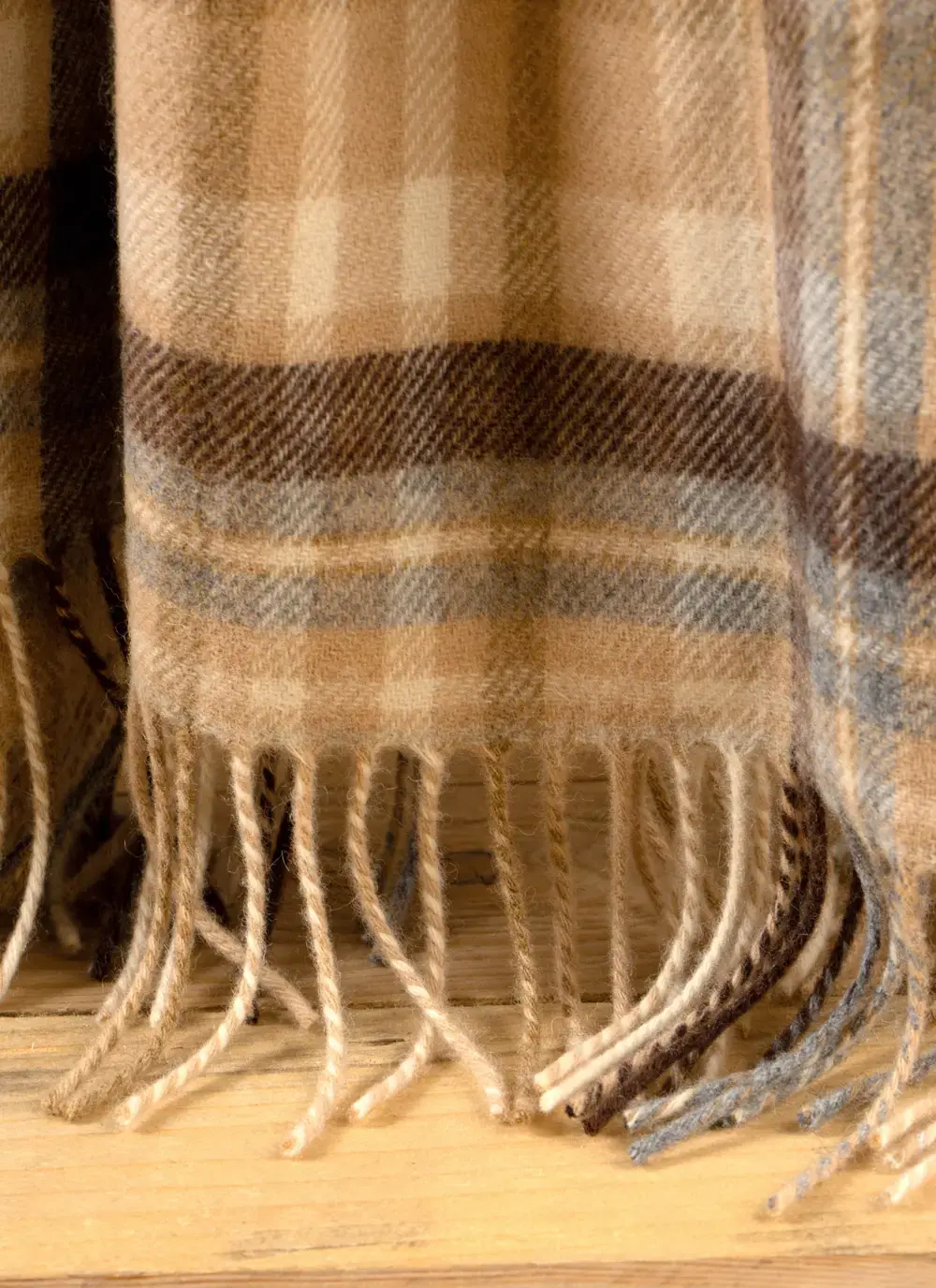 Brown Sugar Lambswool Throw 