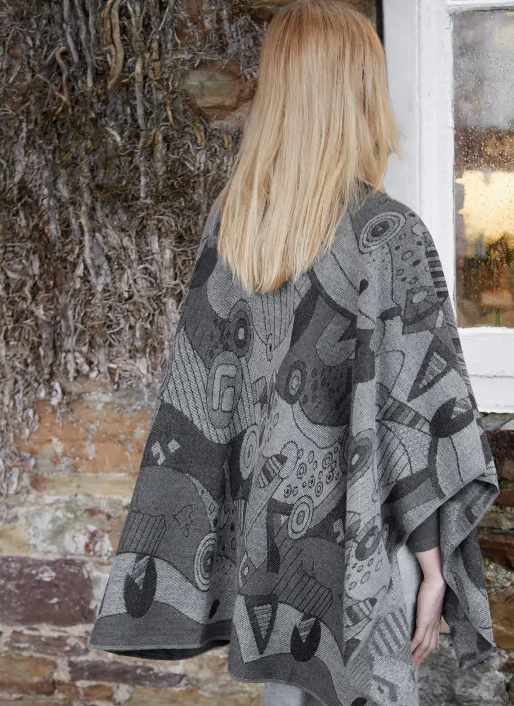 Picasso Celtic Shawl
