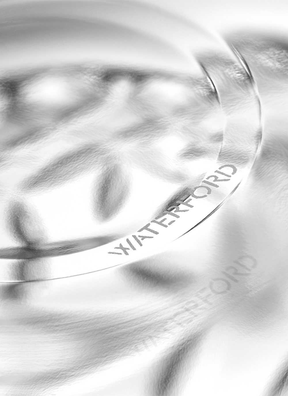 Waterford Crystal Lismore Essence Covered Bowl with clear cut crystal lid and smooth base, featuring signature wedge and diamond cuts, ideal for keepsakes or home décor