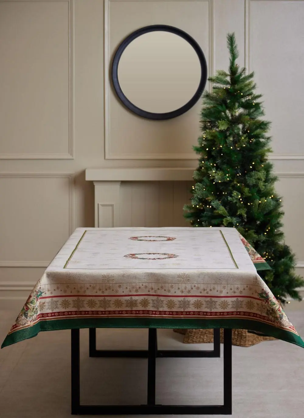 Jacquard Christmas Table Cloth 
