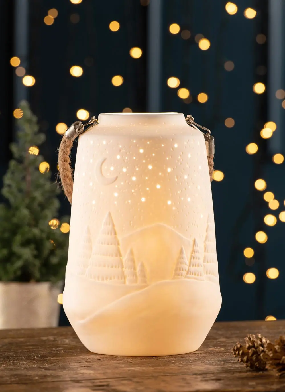 Belleek Winter Scene Luminaire IRL:UK:EUROPE