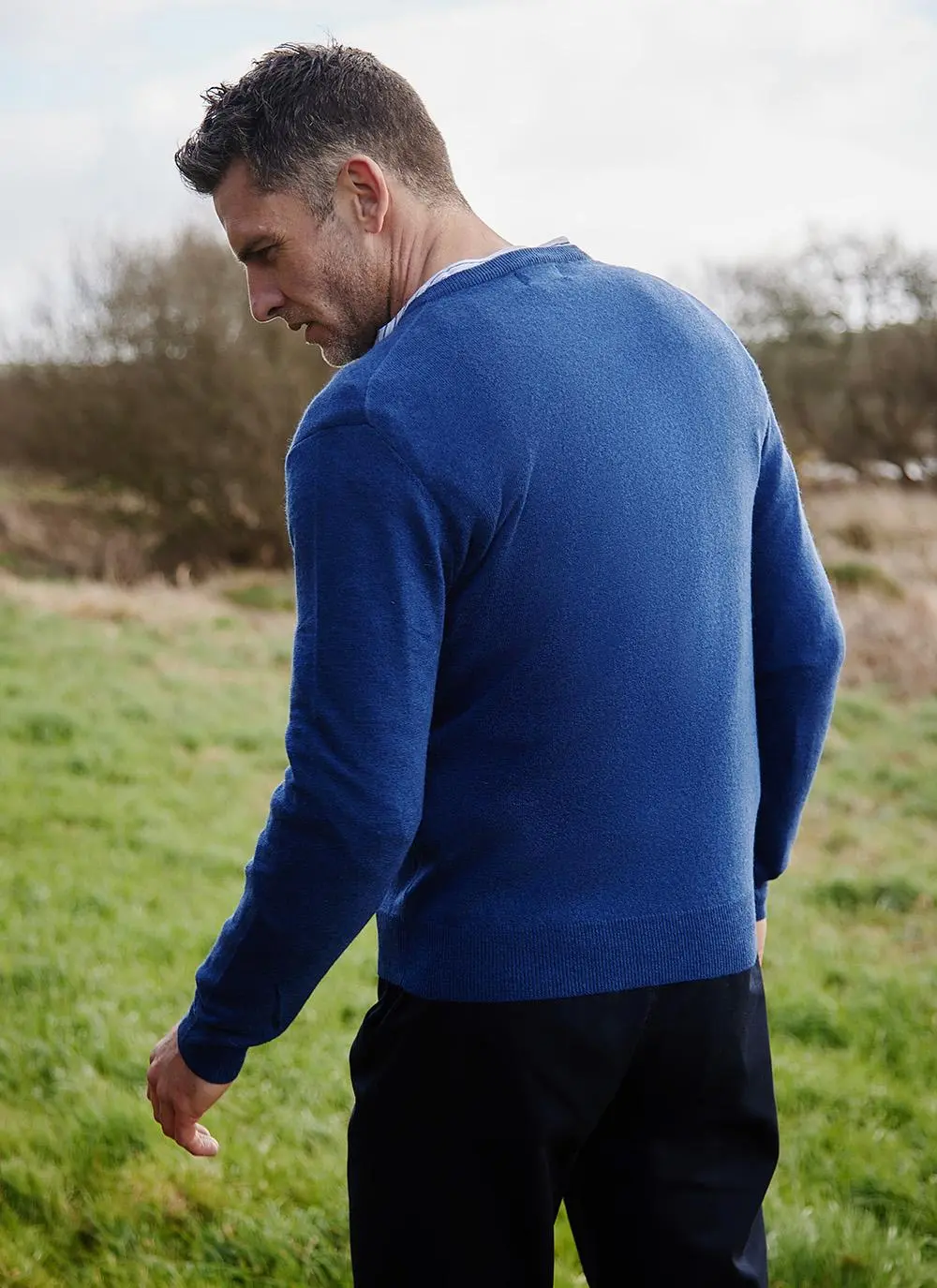 James Lambswool V-Neck Sweater