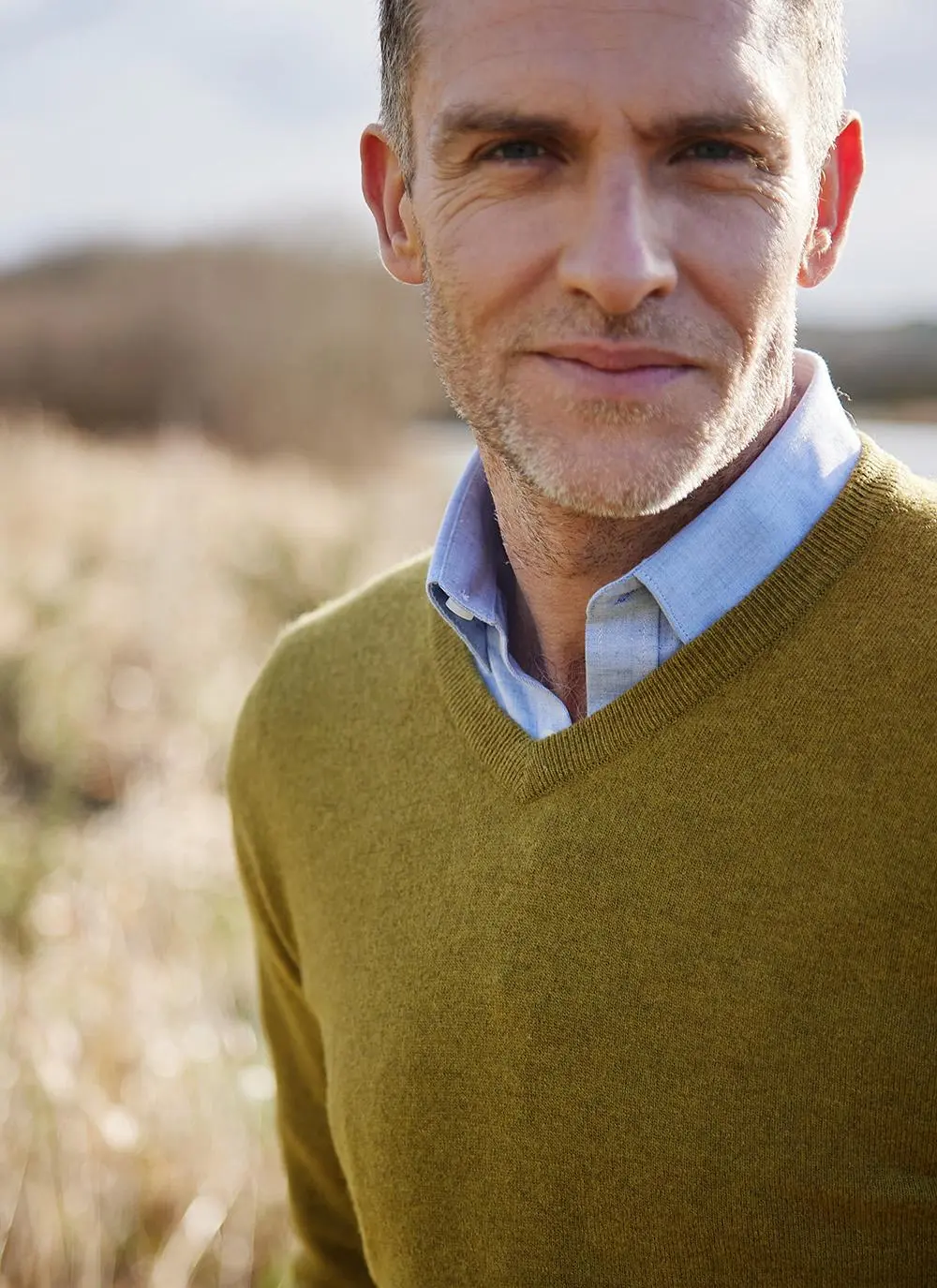 James Lambswool V-Neck Sweater