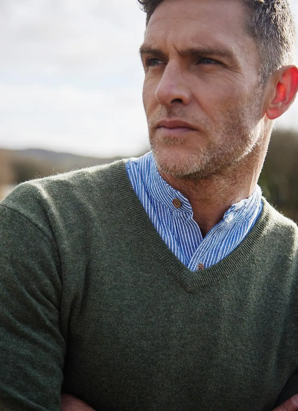 James Lambswool V-Neck Sweater