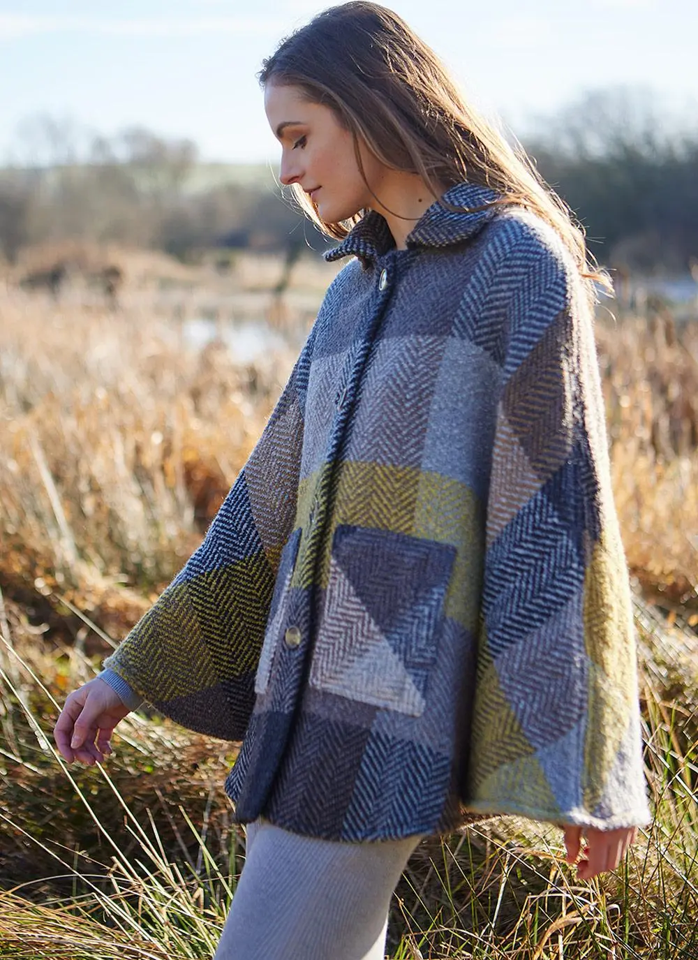 Holly Button Cape