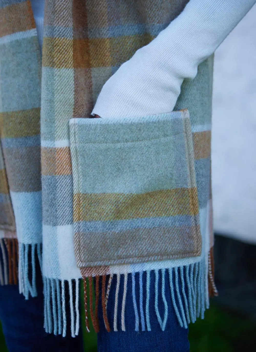Check Pocket Scarf