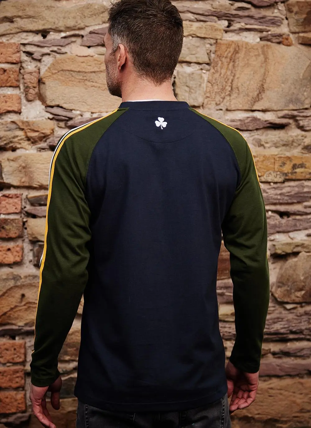 Men's Ireland Crest Long Sleeve T-Shirt