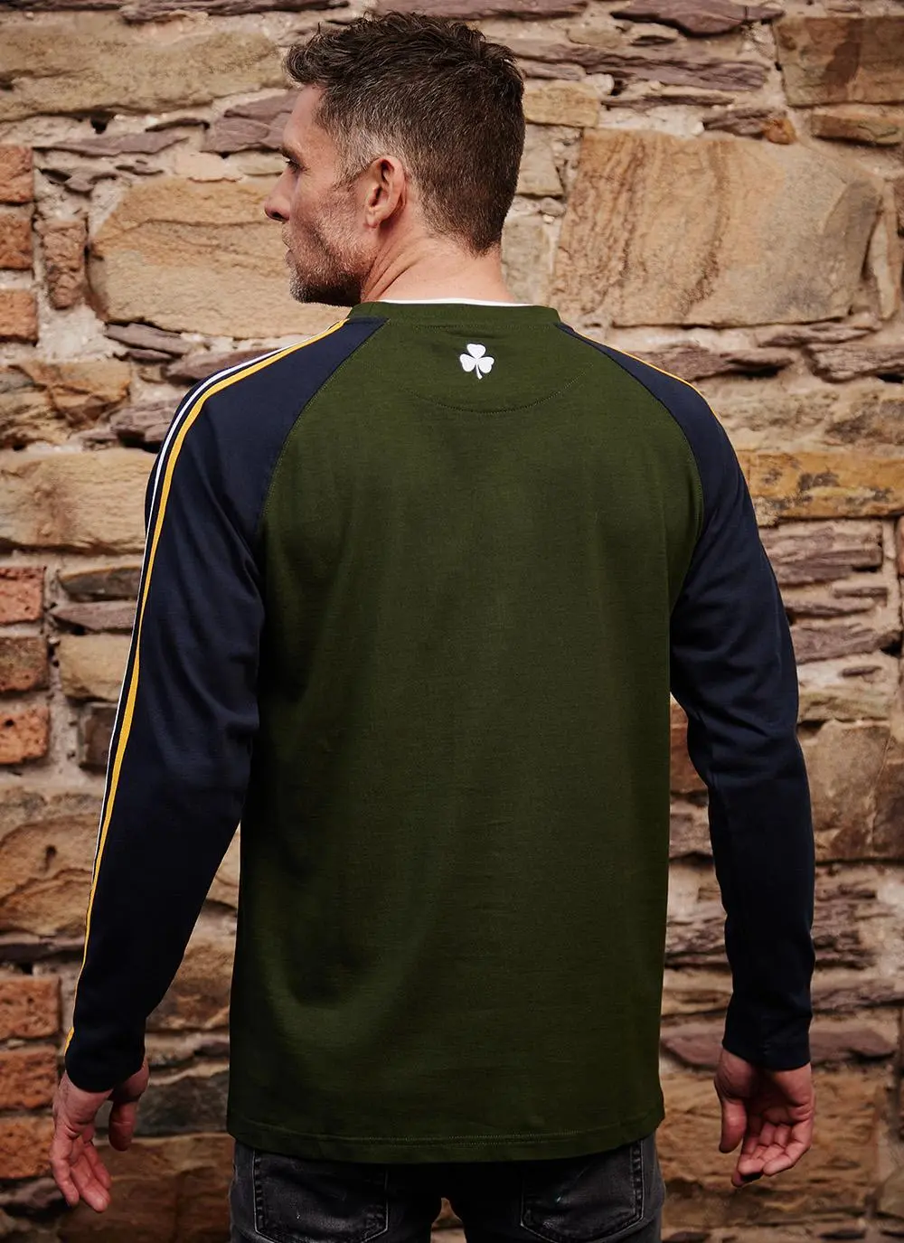 Men's Ireland Crest Long Sleeve T-Shirt