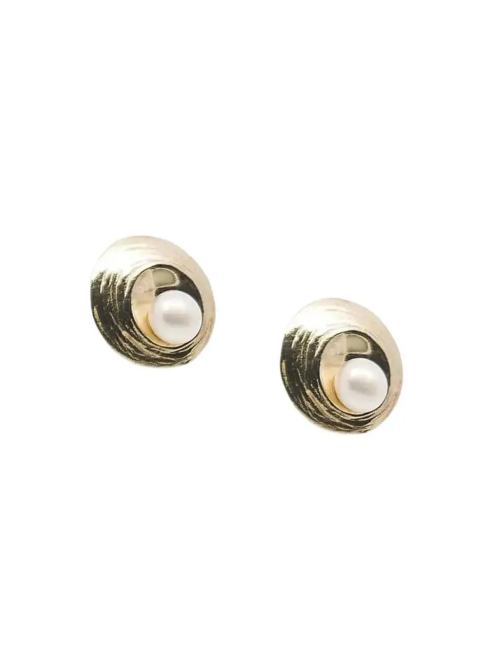 9K Gold Oyster Pearl Earrings