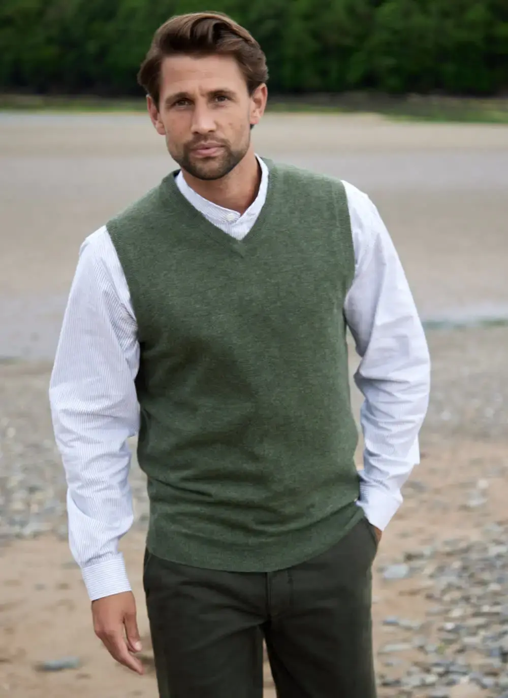 Lambswool V-Neck Slipover