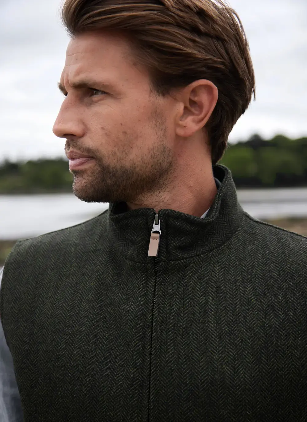 James Full Zip Tweed Gilet