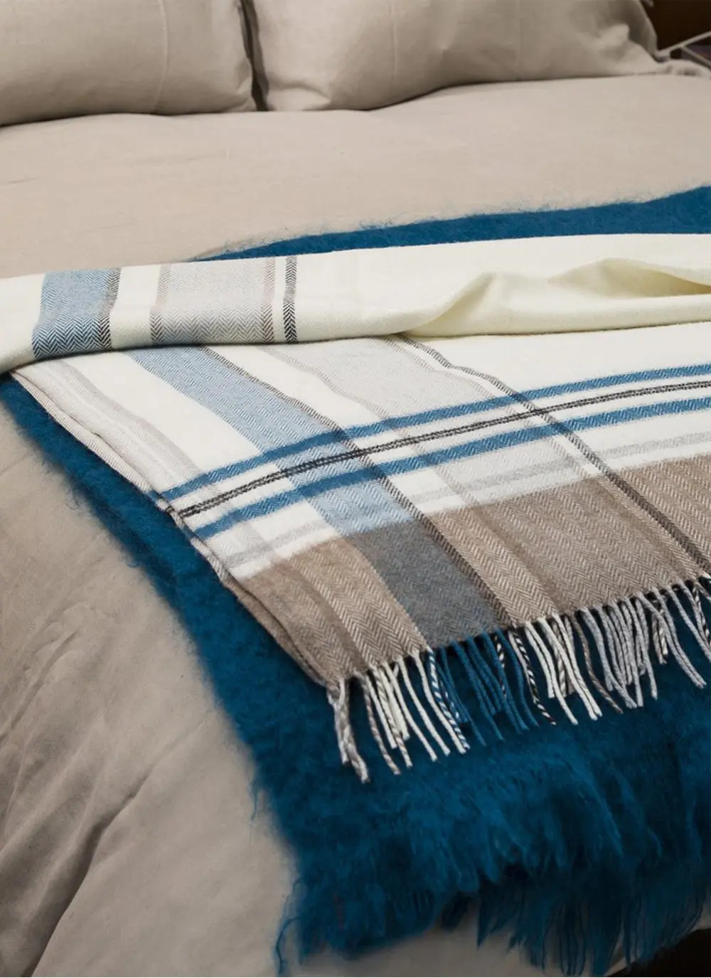 Arctic Cashmere Blend Throw