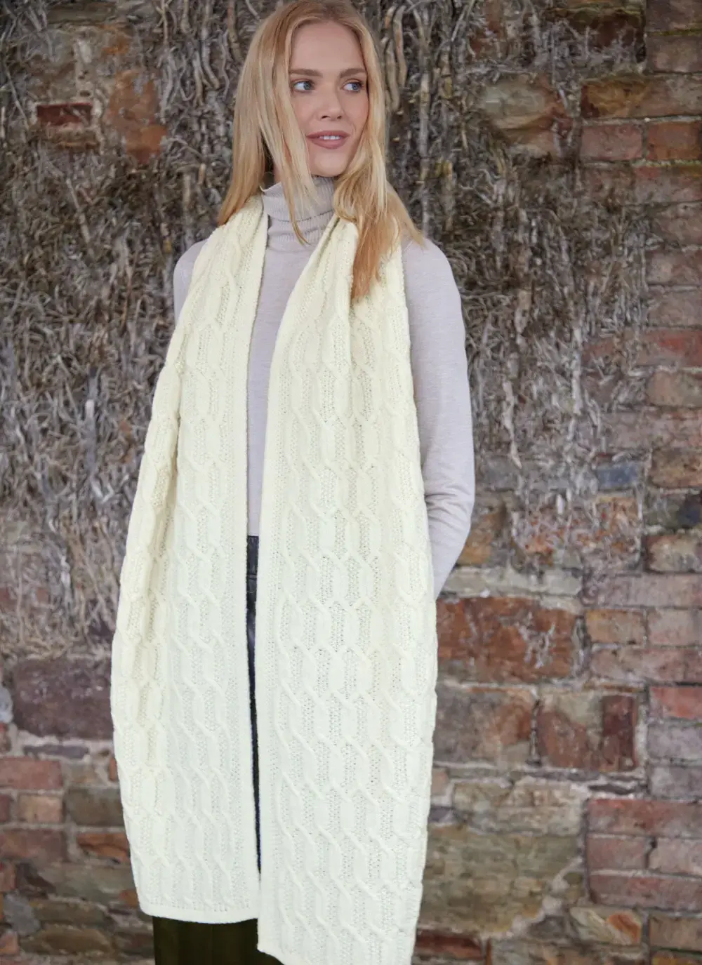 Merino Aran Cable Scarf 
