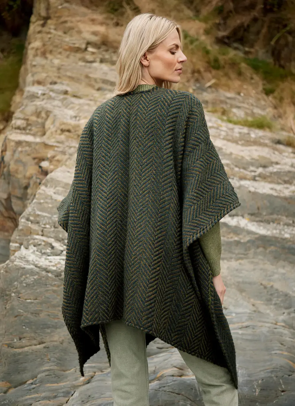 Ruana Cape