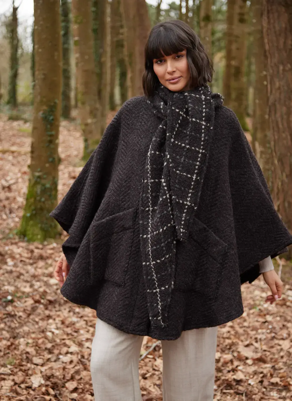 Lisa Herringbone Cape
