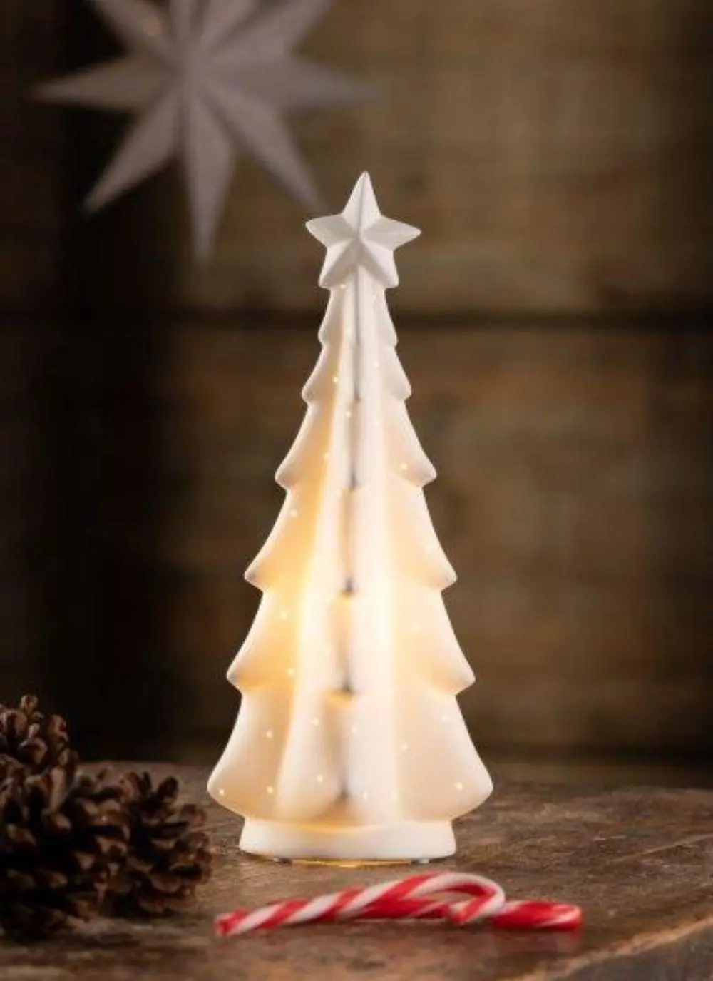 Belleek Living Christmas Tree Luminaire