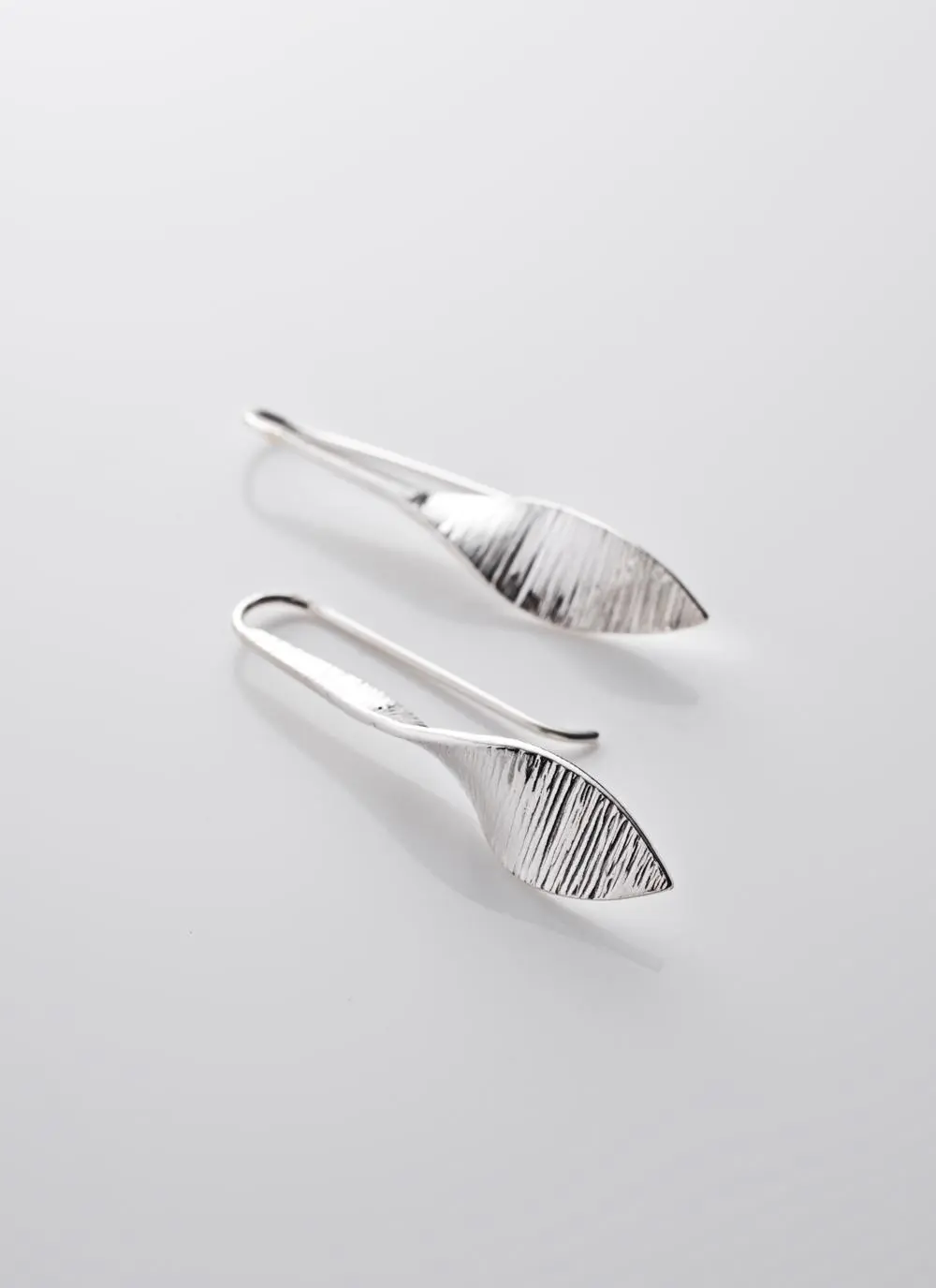 Bean Ri Small Drop Earrings