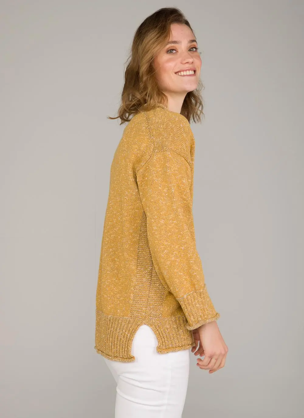 The Leader Easy V-Neck Sweater