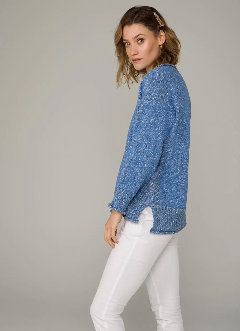 The Leader Easy V-Neck Sweater
