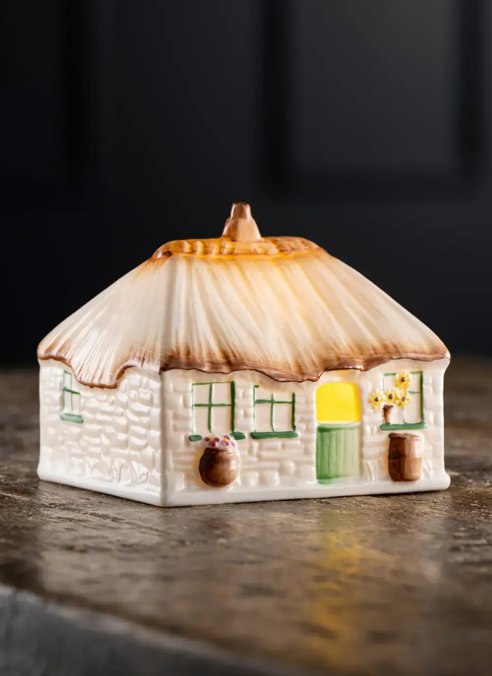 Belleek Irish Country Cottage Battery Operated LED Made in Ireland