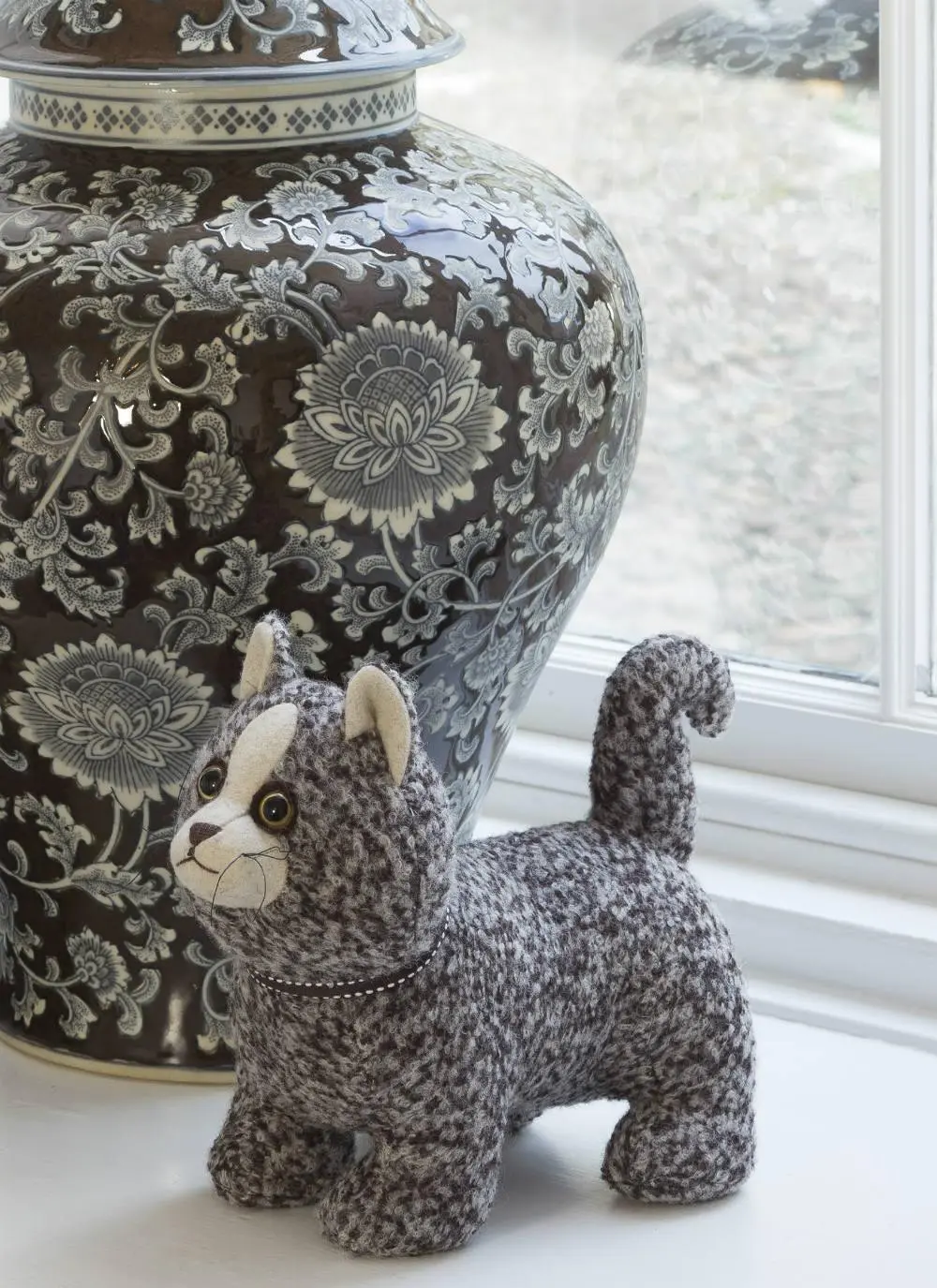 Betty the Cat Doorstopper