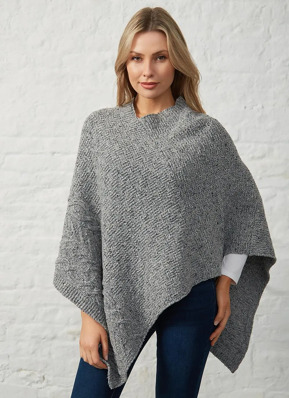 Niamh Poncho