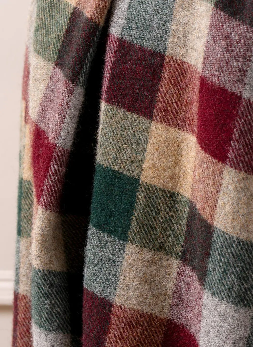 Dillisk Check Pure New Wool Throw