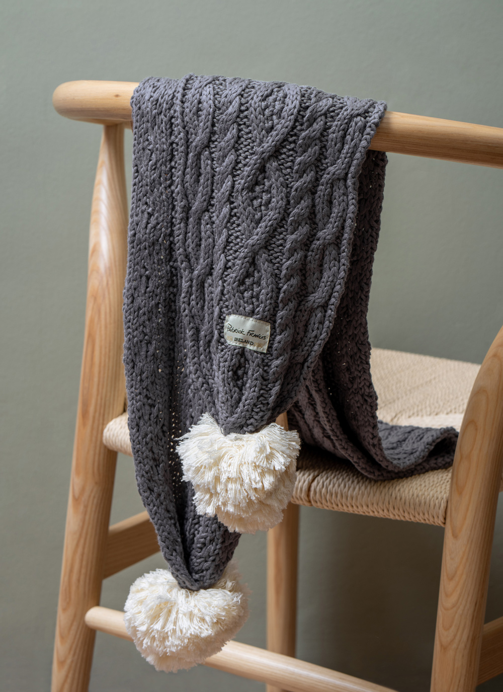 Chunky Aran Knit Pom Pom Scarf in Grey/Cream 