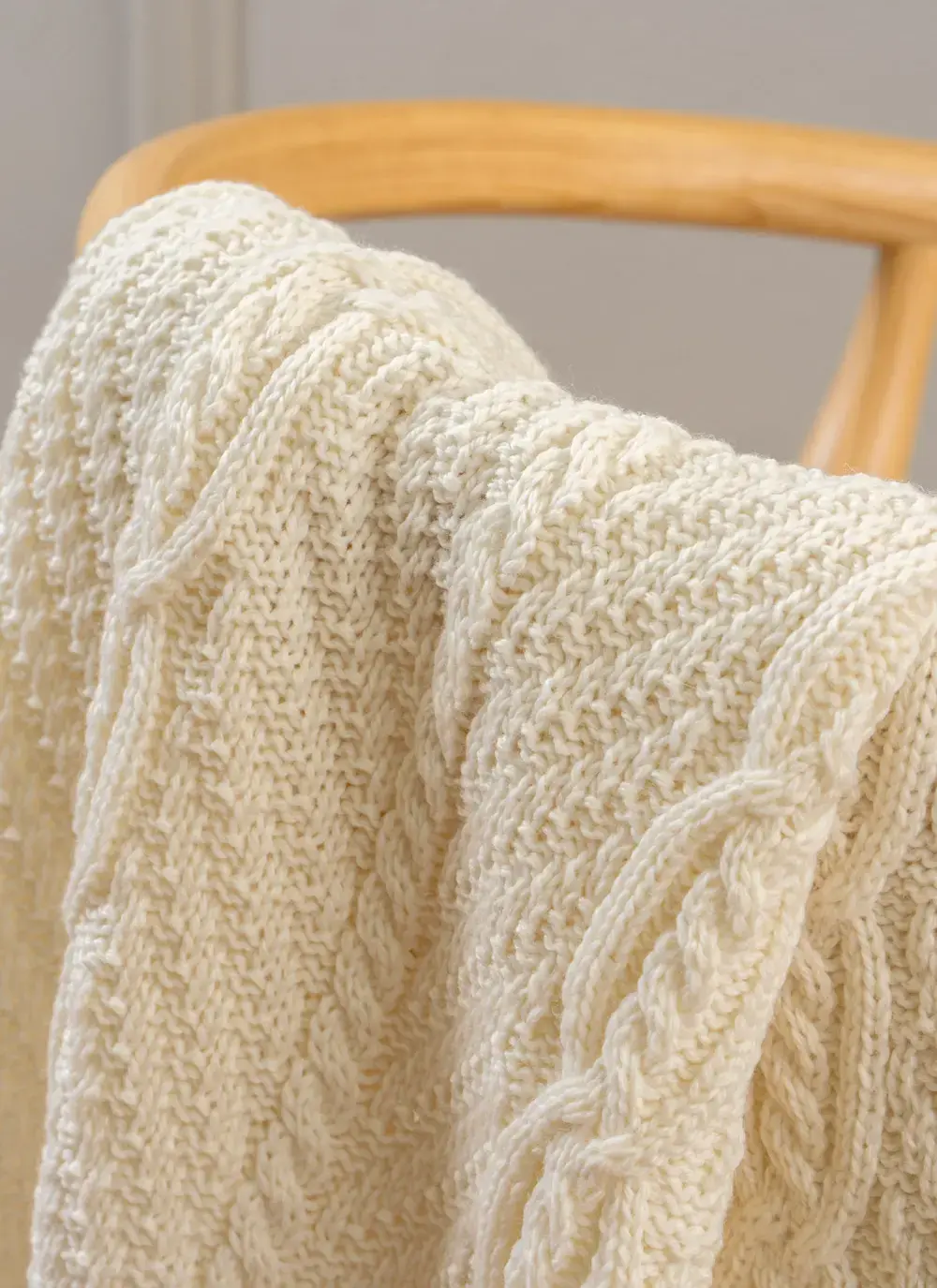 Shamrock Cable Stitch Aran Throw
