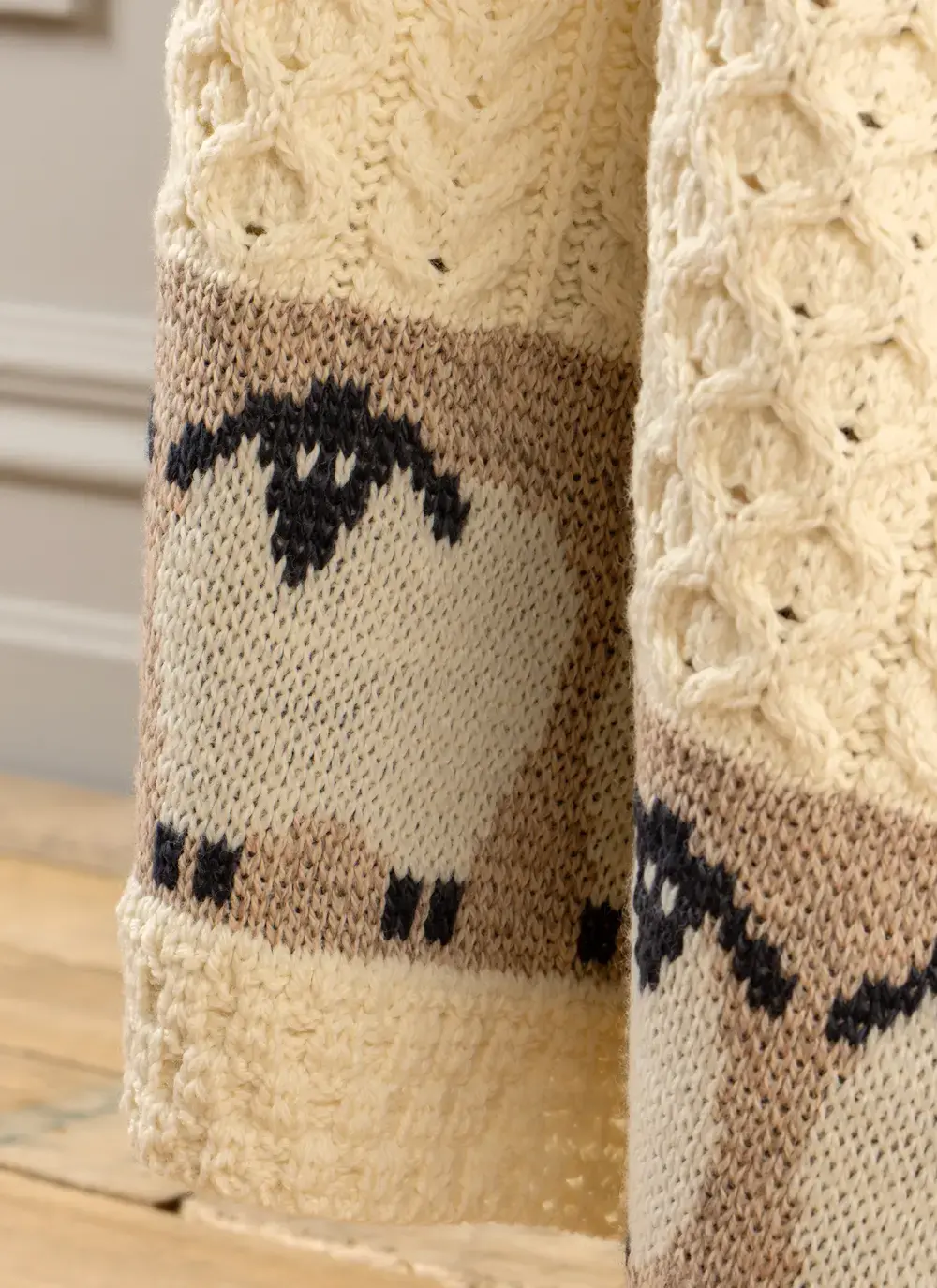 Merino Sheep Border Aran Throw