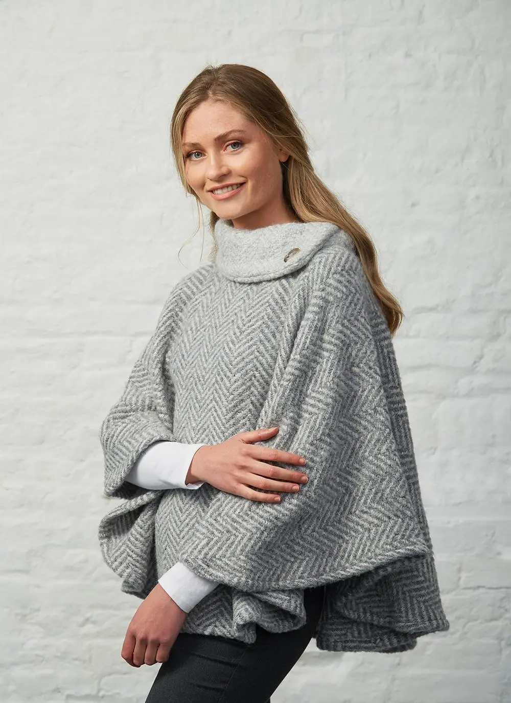 Laura Wool Cape
