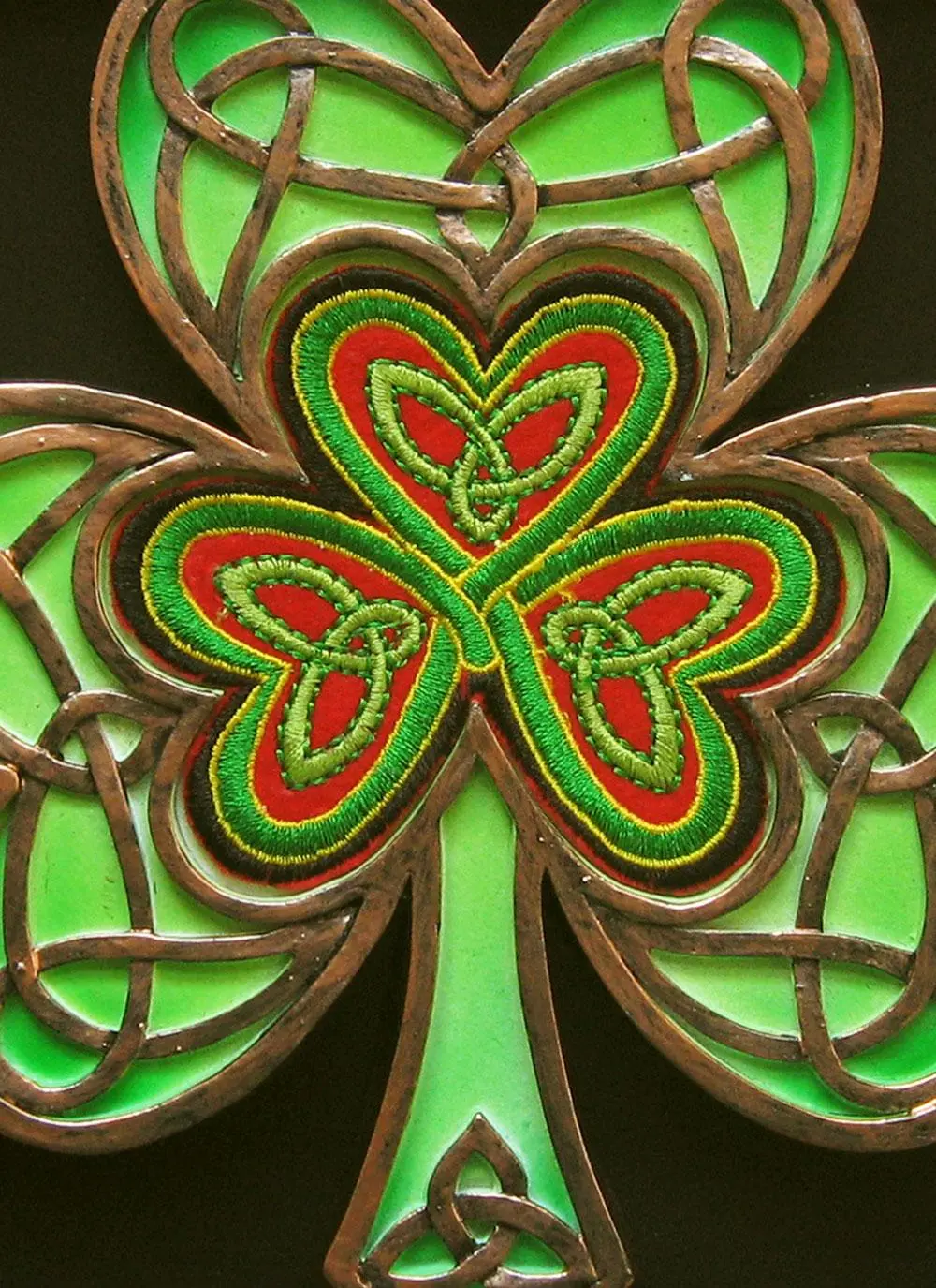 Celtic Thread Shamrock Plaque