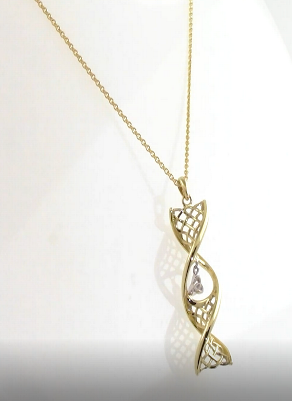 14K Gold Trinity Knot Twist Pendant