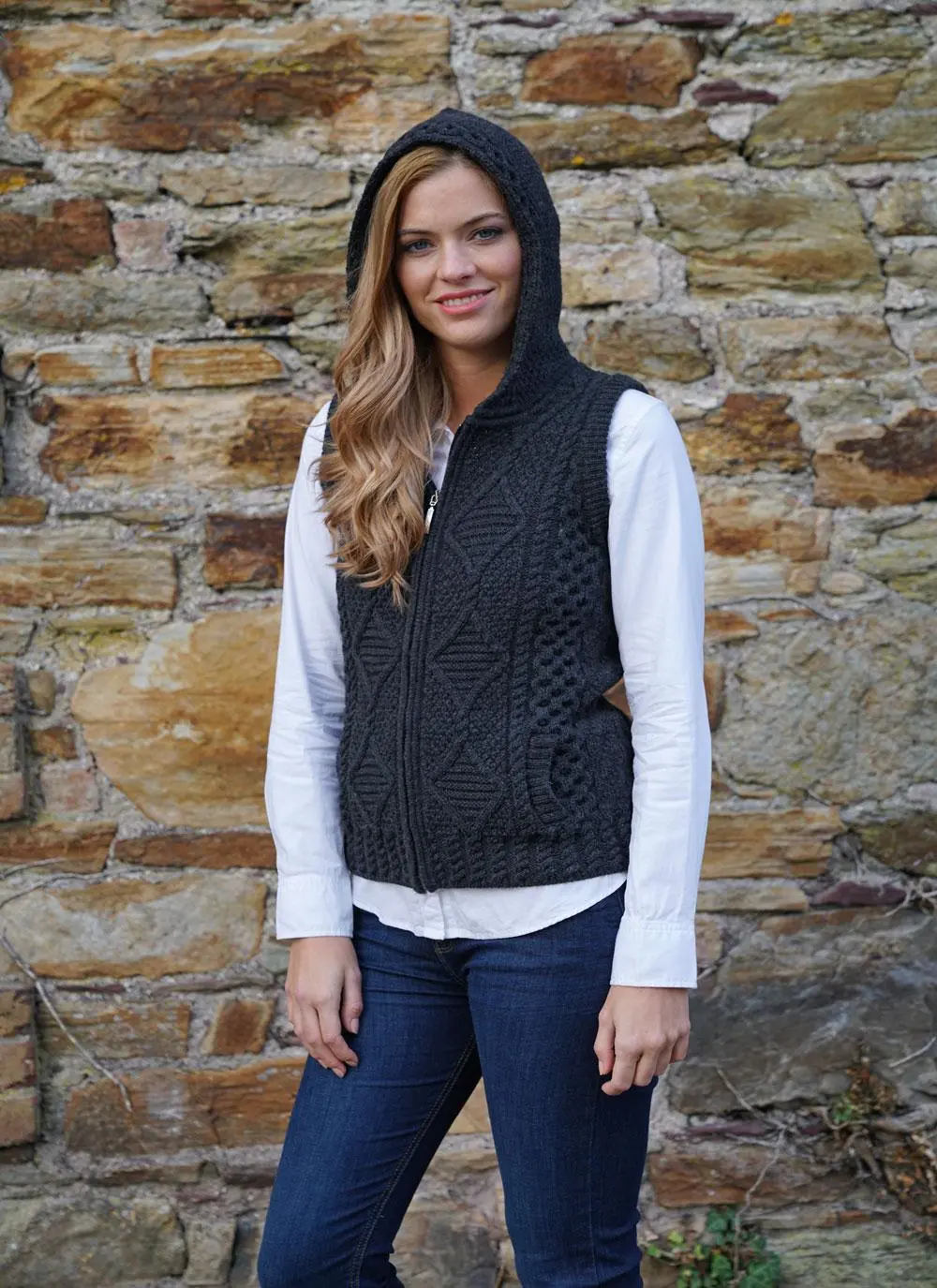 Carol Zip Sleeveless Aran Hoodie