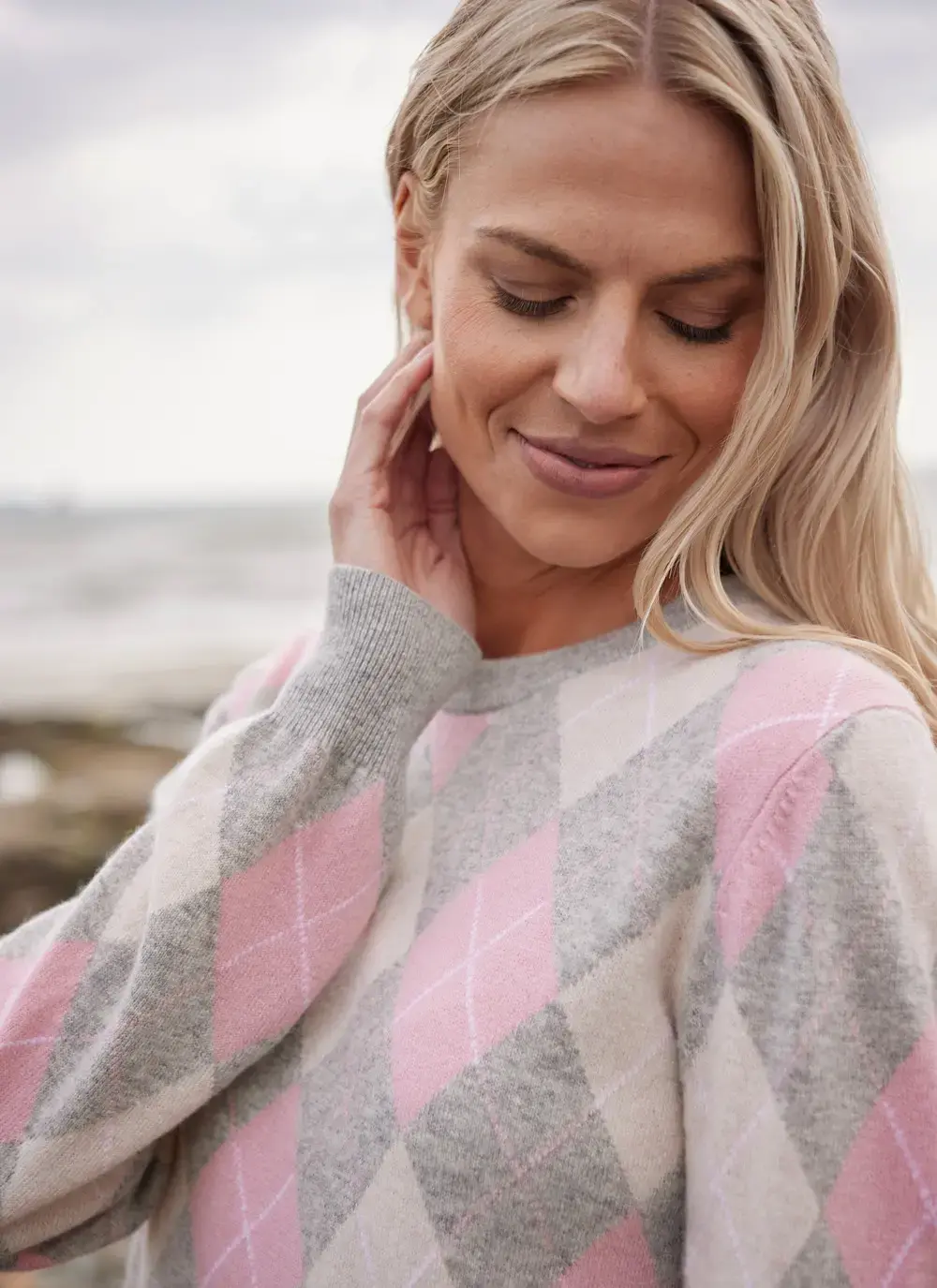 Cashmere Wool Argyle Crew Neck Sweater