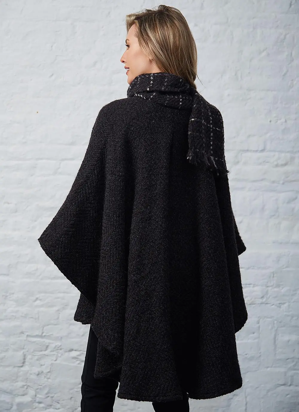 Ciara Oak Check Cape