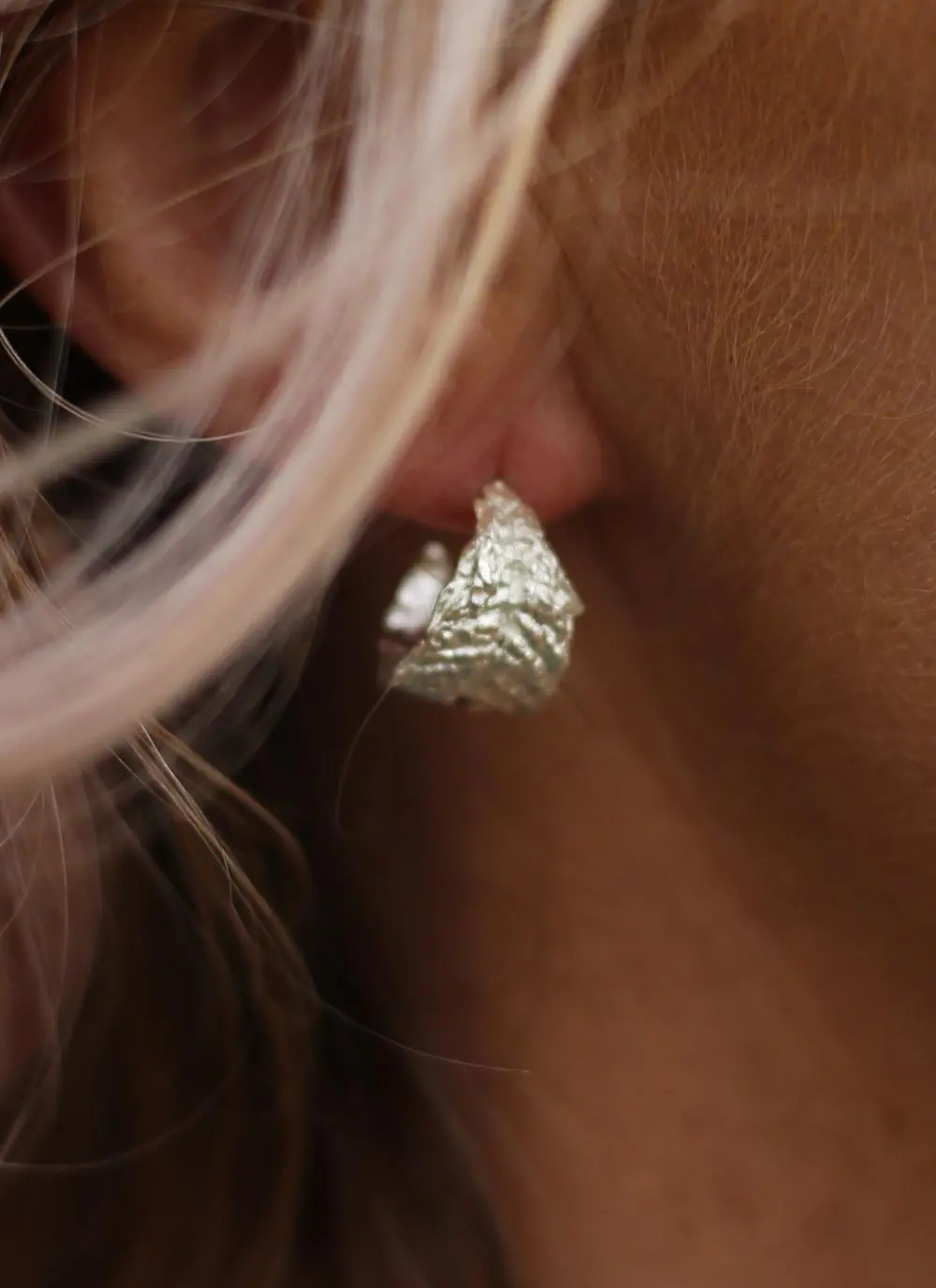 Silver Leaf Curved Earrings