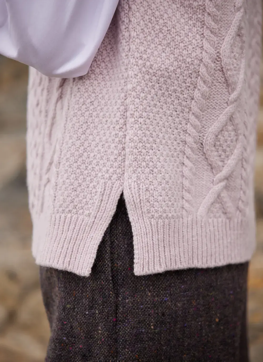 Achill Wool Cashmere Sleeveless Turtleneck Sweater