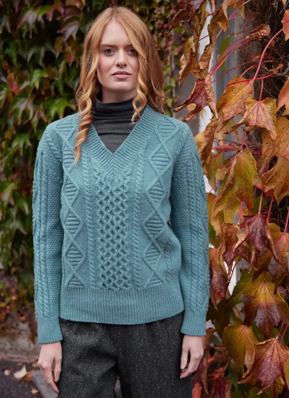Baltimore Wool Cashmere V-Neck Sweater 