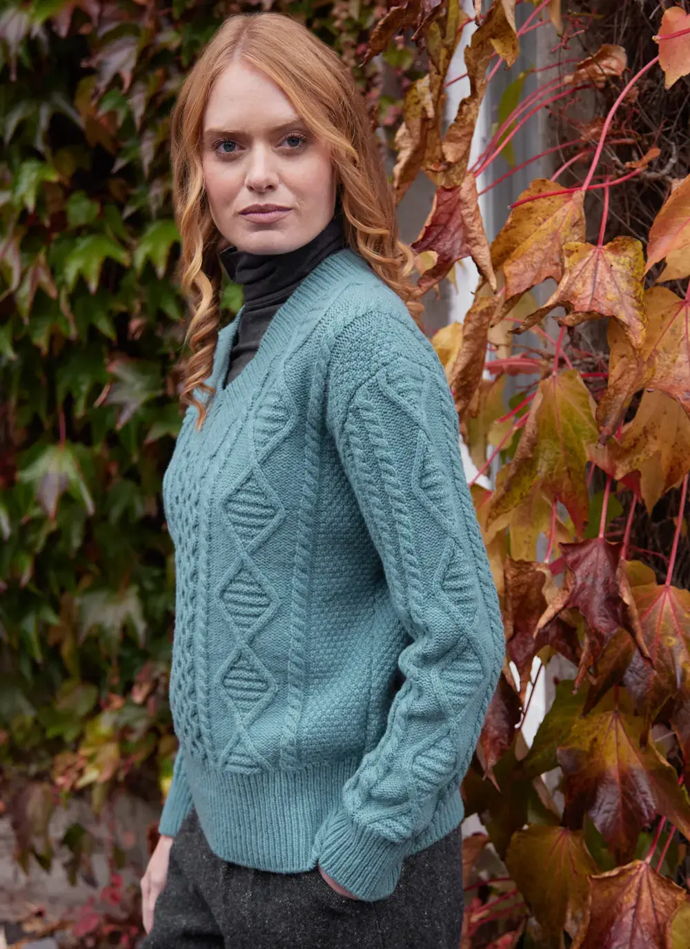 Baltimore Wool Cashmere V-Neck Sweater 