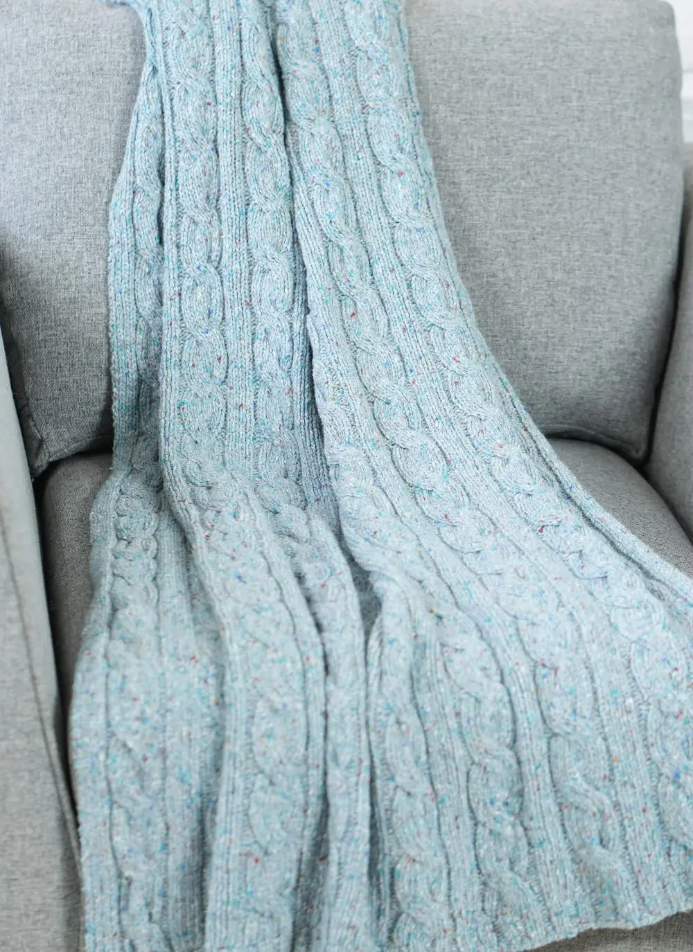Aqua Donegal Tweed Cable Throw 