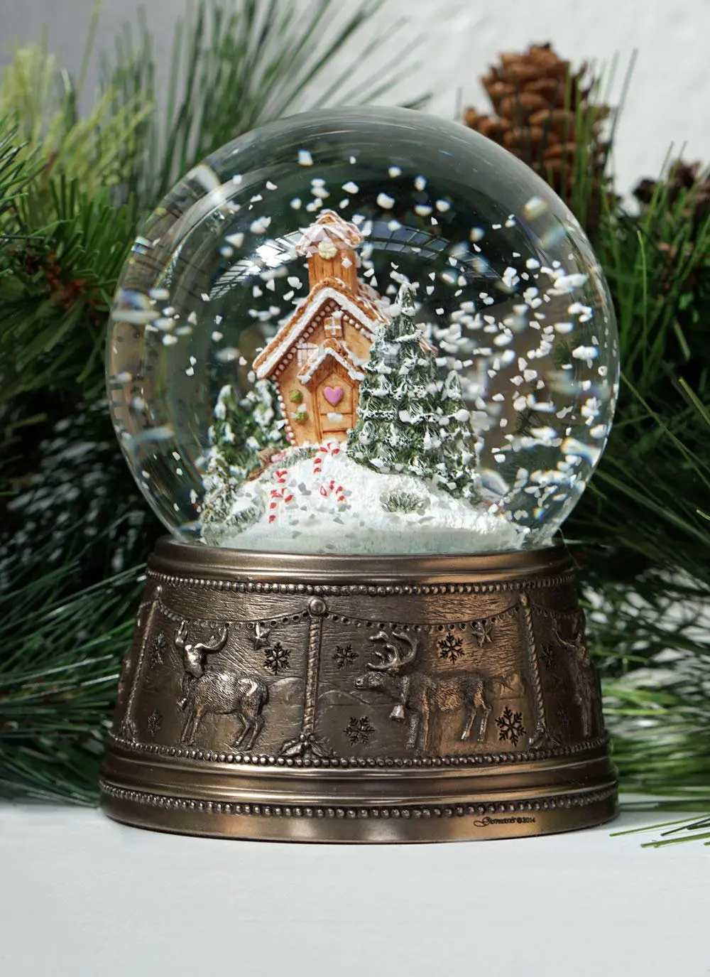 Genesis Gingerbread House Snow Globe